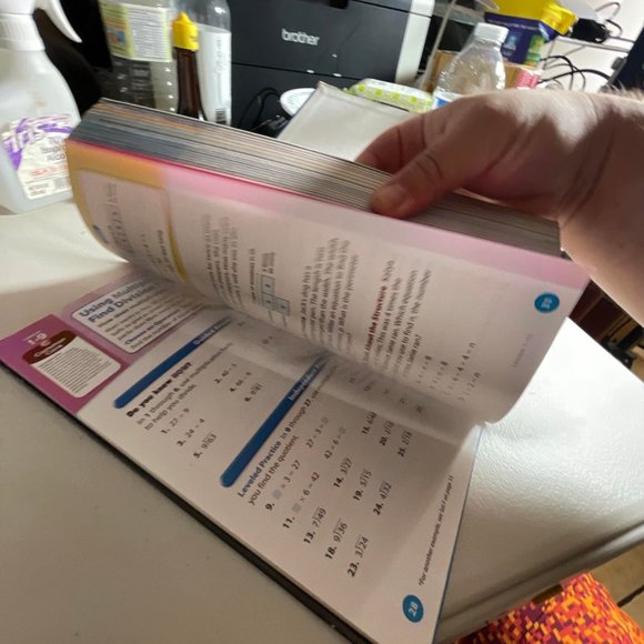 enVision Math Common Core Textbook By Scott Foresman &Addison Wesley 4th Grade - Picture 2 of 7